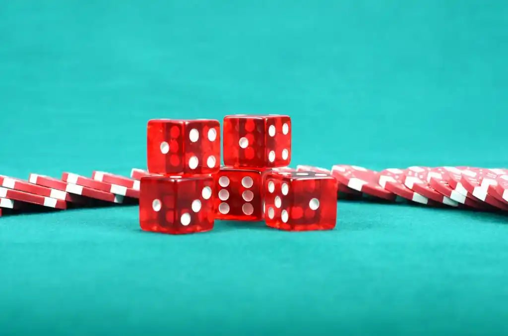 fb7775